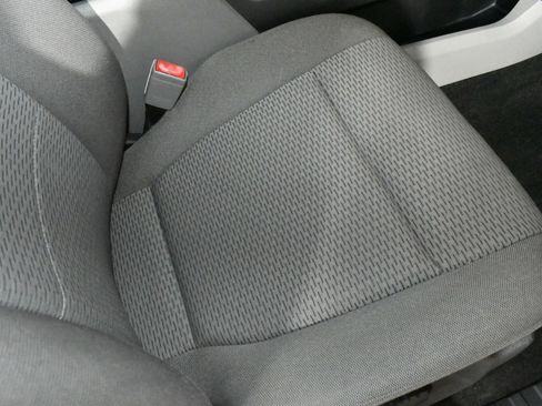 Used 2019 Ford F150 XLT image 12