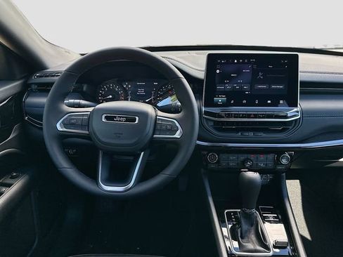 New 2026 Jeep Compass Limited image 23