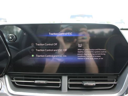 New 2026 Chevrolet Trax ACTIV FWD image 47