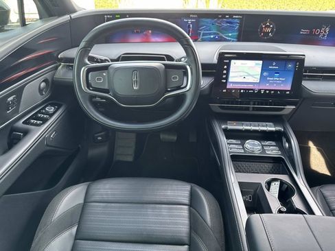 Certified 2024 Lincoln Nautilus Reserve w/ Equipment Group 202A image 28