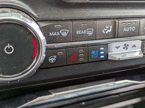 Used 2026 Ford F250 Lariat w/ Lariat Premium Package AWD/4WD image 24
