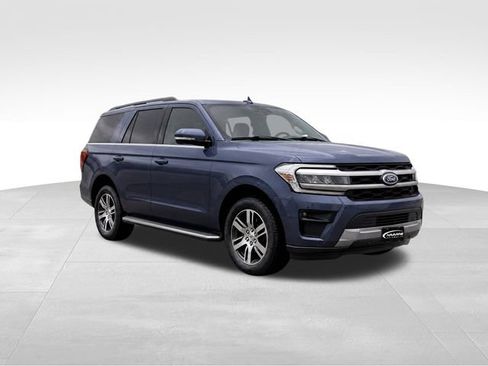 Used 2022 Ford Expedition XLT RWD image 11