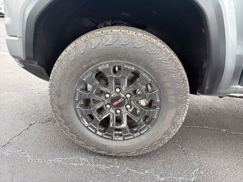 New 2026 GMC Canyon Elevation w/ Convenience Package AWD/4WD image 26