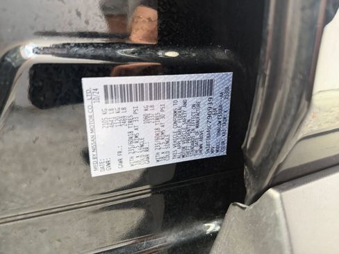 Used 2025 Nissan Rogue SV FWD image 24