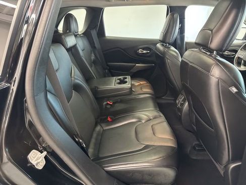 Used 2021 Jeep Cherokee Limited w/ Trailer Tow Group image 29