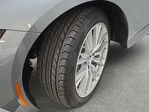 Used 2023 BMW 330i xDrive Sedan w/ Premium Package AWD/4WD image 27