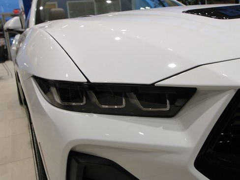 Used 2025 Ford Mustang GT Premium image 19