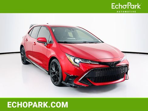 Used 2021 Toyota Corolla SE w/ Special Edition FWD image 1