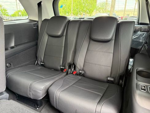 New 2026 Mercedes-Benz GLS 450 4MATIC image 15