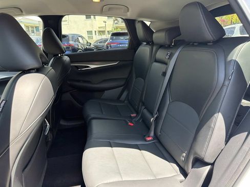 Certified 2023 INFINITI QX50 Pure FWD image 13