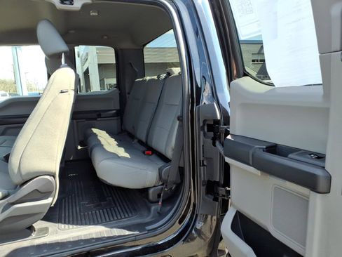 Used 2022 Ford F350 XL w/ Power Equipment Group image 17