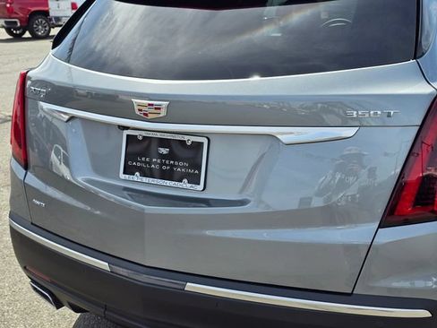 Used 2025 Cadillac XT5 Luxury AWD/4WD image 13