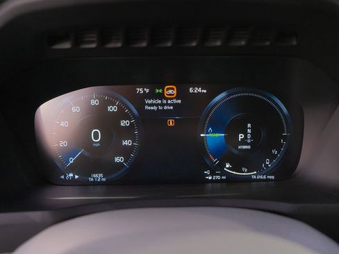 Used 2020 Volvo XC90 T8 Inscription w/ Protection Package Premier image 11