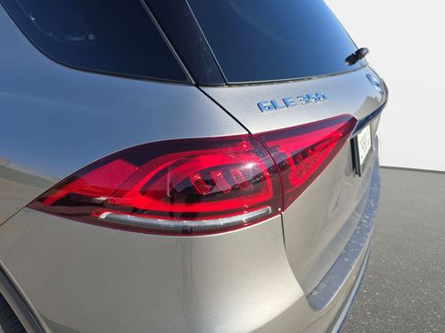 Used 2023 Mercedes-Benz GLE 350 4MATIC image 33