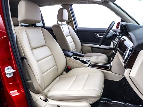 Used 2015 Mercedes-Benz GLK 350 2WD image 7