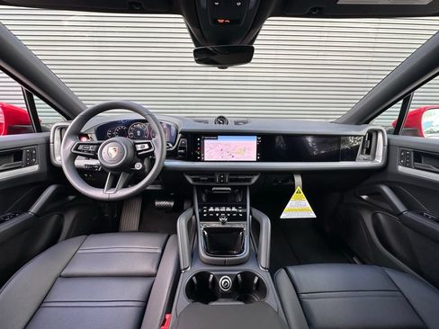 Used 2026 Porsche Cayenne Coupe AWD/4WD image 6