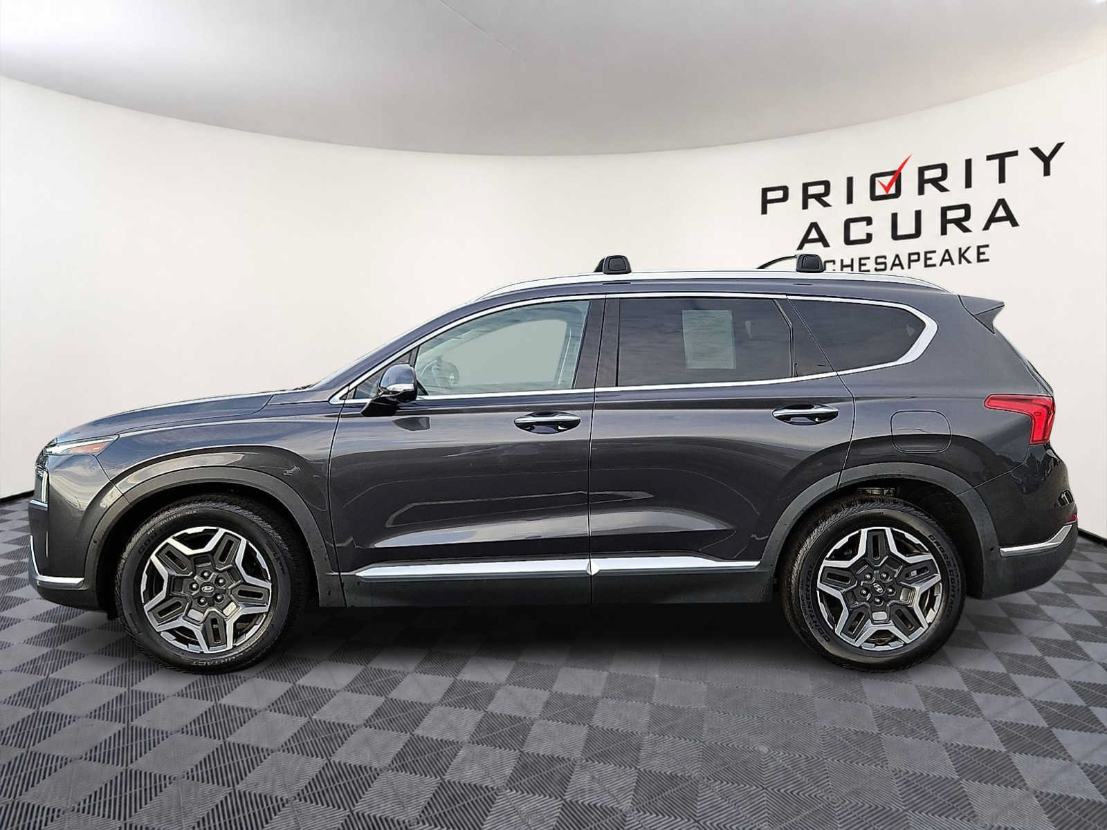 Used 2021 Hyundai Santa Fe Limited w/ Cargo Package FWD image 7