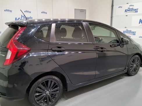 Used 2018 Honda Fit Sport image 3