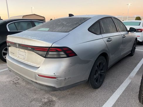 Used 2025 Honda Accord SE image 3