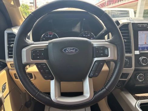 Used 2020 Ford F250 Lariat w/ Lariat Ultimate Package AWD/4WD image 27