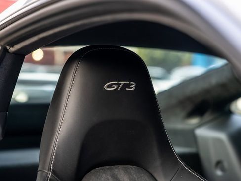 Used 2018 Porsche 911 GT3 image 52