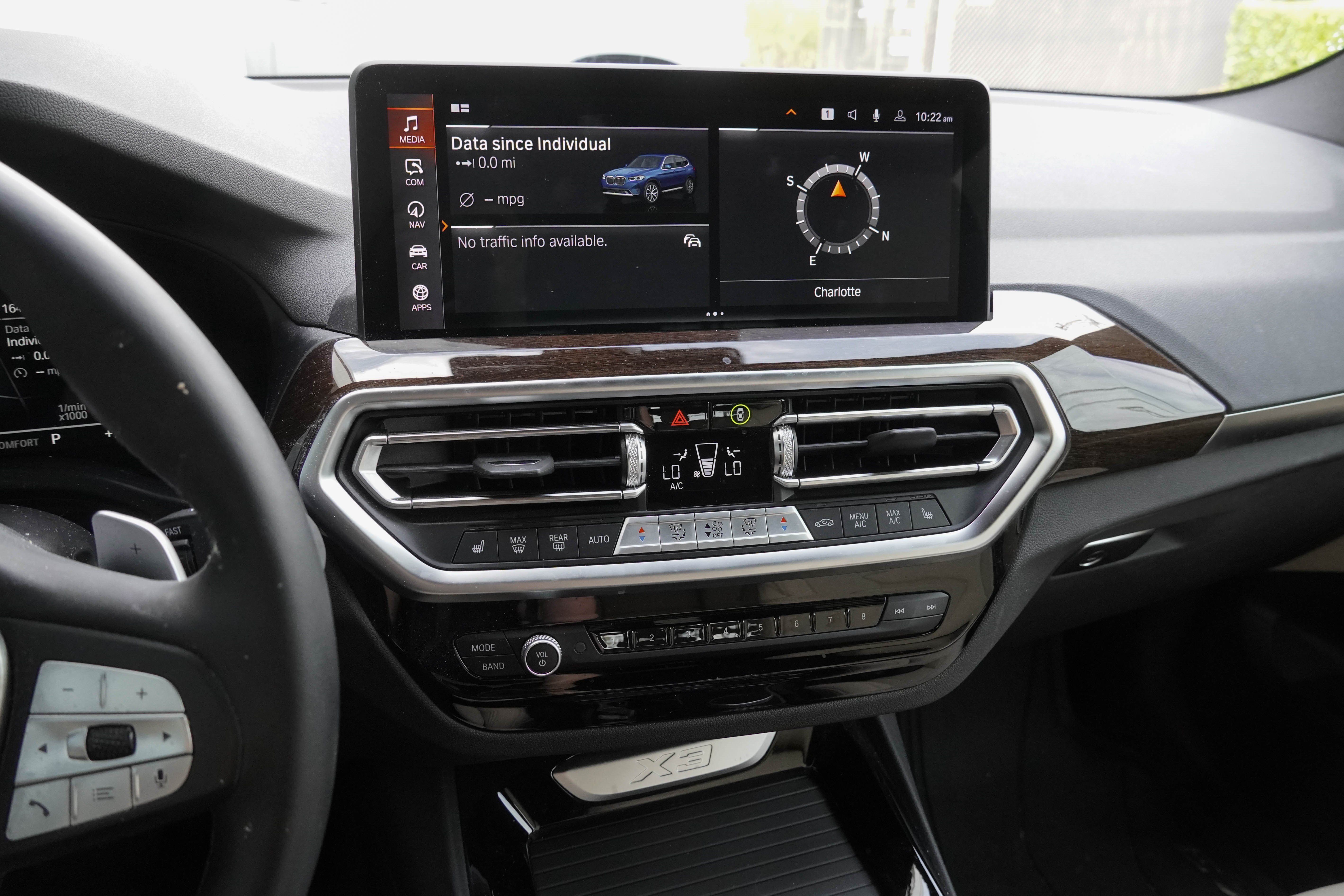 Certified 2024 BMW X3 sDrive30i w/ Premium Package RWD image 22