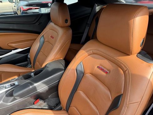 Used 2017 Chevrolet Camaro SS image 18