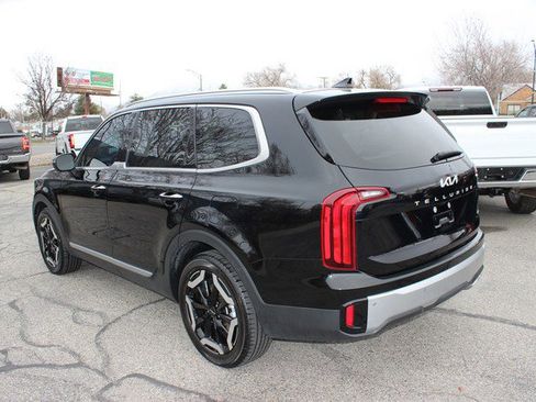 Used 2023 Kia Telluride S w/ S Sunroof Package image 2