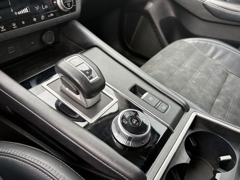 Used 2022 Mitsubishi Outlander SE image 22