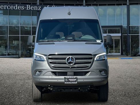 New 2026 Mercedes-Benz Sprinter 2500 image 9