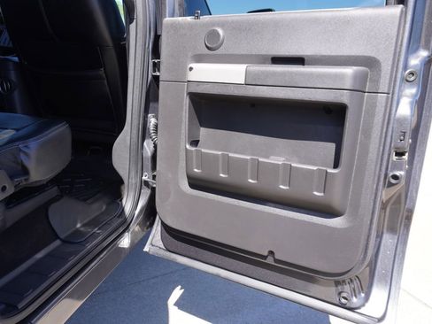 Used 2015 Ford F250 Lariat w/ Lariat Interior Package AWD/4WD image 21