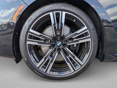 New 2026 BMW 740i image 10