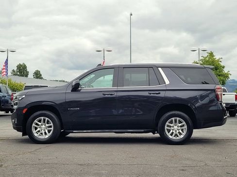 Used 2022 Chevrolet Tahoe LS RWD image 9