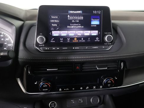 Used 2023 Nissan Rogue SV w/ SV Premium Package image 42