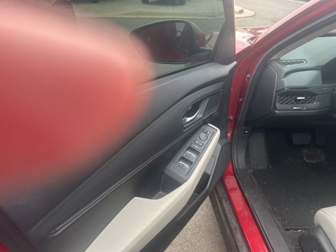 Used 2024 Honda Accord EX image 8