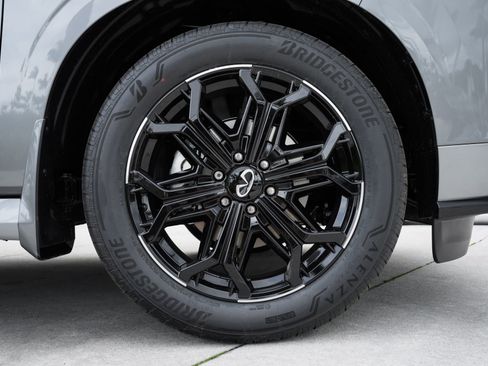 New 2026 INFINITI QX80 4WD w/ Sport Exterior Package image 26