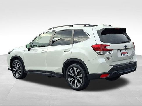 Used 2022 Subaru Forester Limited image 6