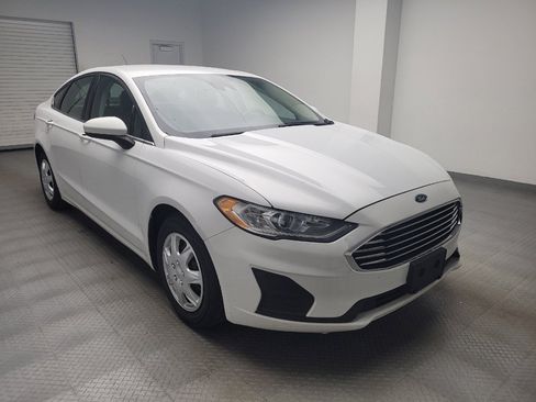 Used 2019 Ford Fusion S FWD image 13