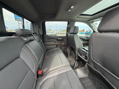 Used 2021 GMC Sierra 1500 SLT w/ SLT Premium Plus Package AWD/4WD image 32