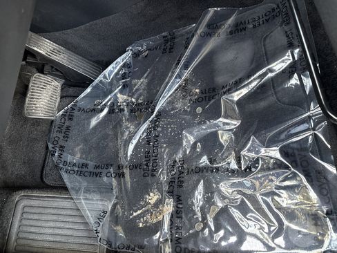 Used 2025 Kia Sportage LX image 17