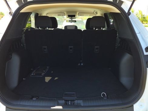 Used 2021 Ford Escape SE w/ Cold Weather Package FWD image 24