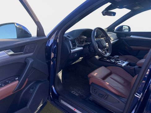 Used 2025 Audi Q5 2.0T Premium image 9