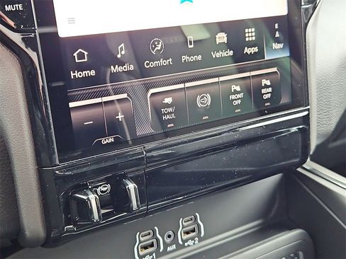 New 2026 RAM 2500 Laramie image 25