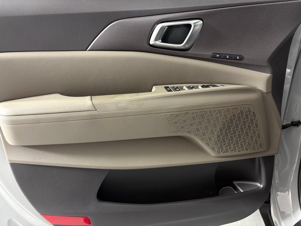 New 2026 Kia Carnival EX FWD image 15