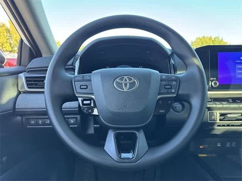 Used 2026 Toyota Camry LE w/ Convenience Package image 18