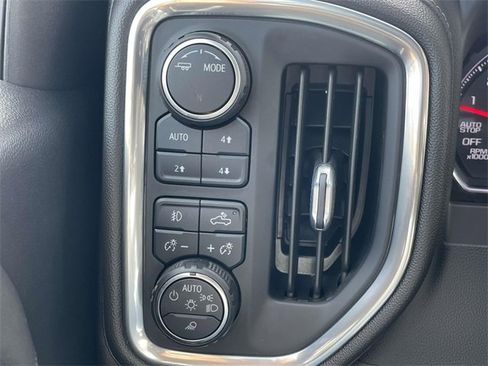 Certified 2022 Chevrolet Silverado 1500 LTZ image 24