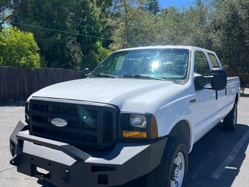 Used 2007 Ford F250 XLT AWD/4WD image 1