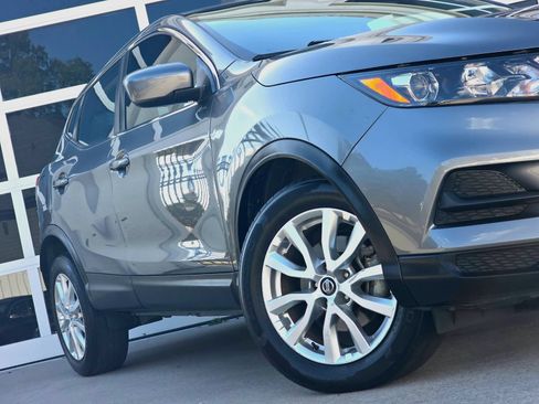 Used 2022 Nissan Rogue Sport S FWD image 12