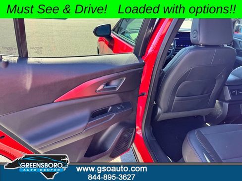 Used 2024 Chevrolet Equinox EV RS FWD image 24
