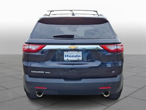 Used 2020 Chevrolet Traverse LT w/ Driver Confidence II Package image 21